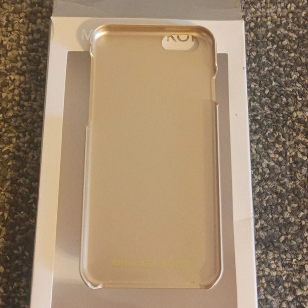 Michael Kors apple iPhone 6 case gold
